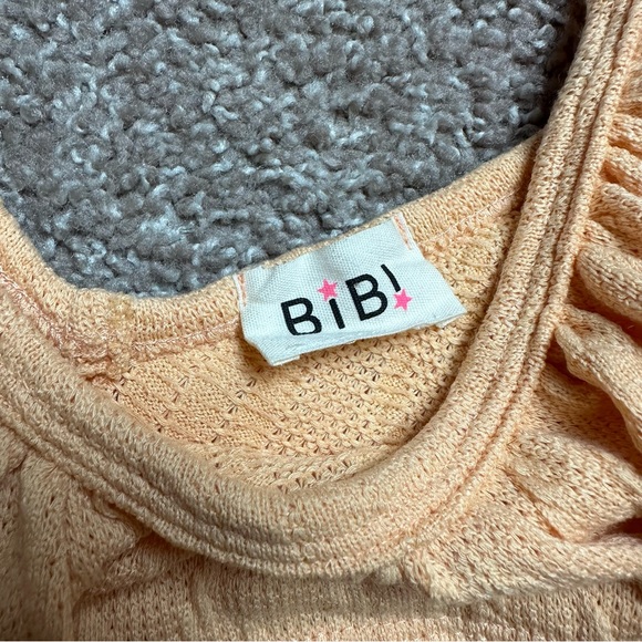 BiBi Ruffle Knit Tank Size Medium Color Peach - Picture 3 of 4
